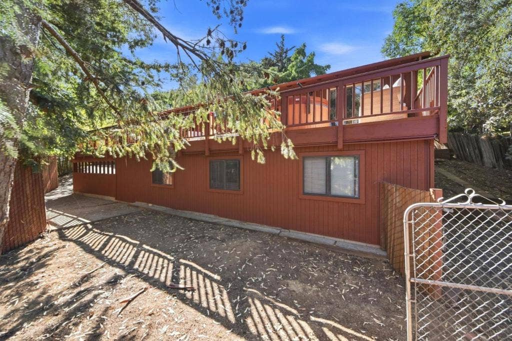 200 Jackson Street, Los Gatos, CA 95030
