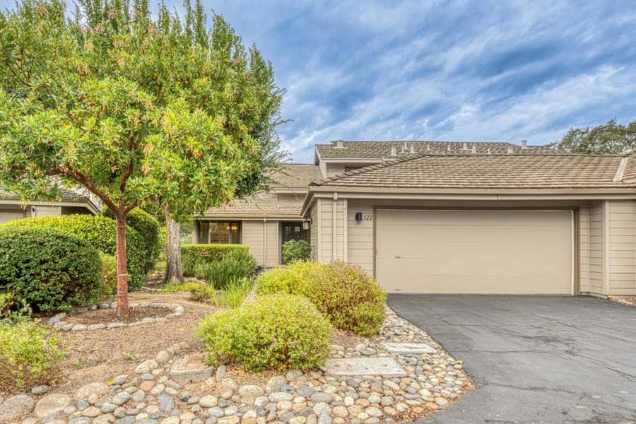 Property photo for 122 White Oaks Lane, Carmel Valley, CA