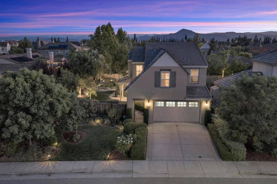 Property photo for 1725 Espana Way, Morgan Hill, CA