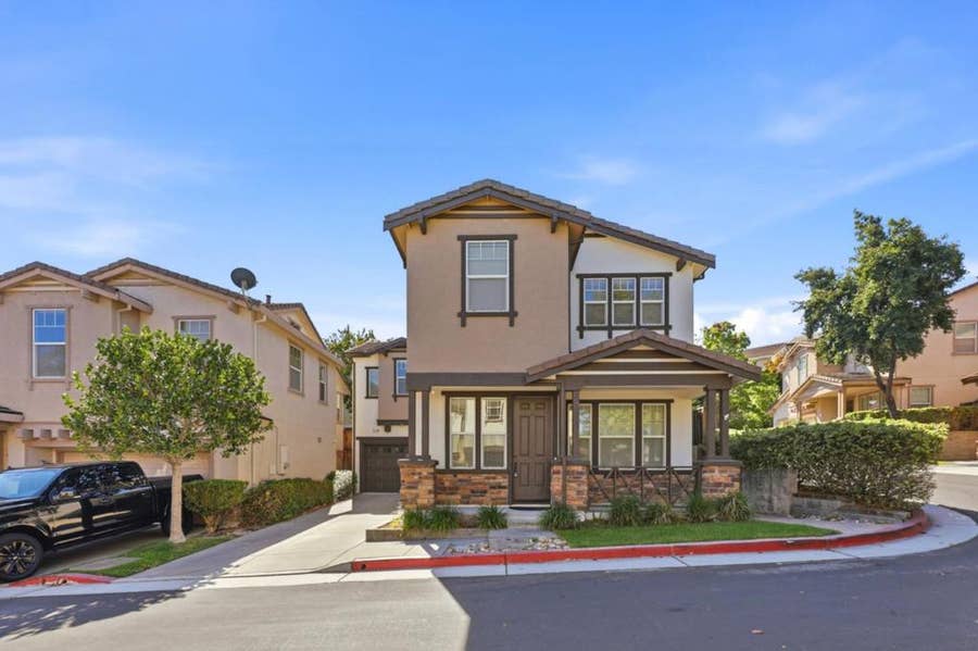Property photo for 8950 Acorn Way, Gilroy, CA