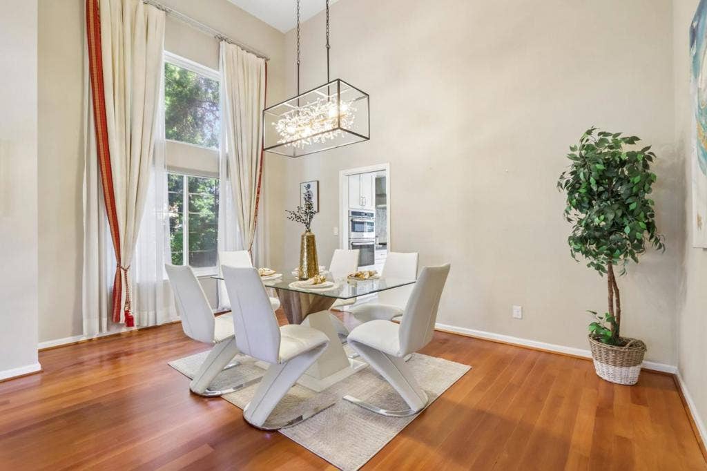 6421 Rolling Meadow Court, San Jose, CA 95135 6421 Rolling Meadow Court, San Jose, CA 95135