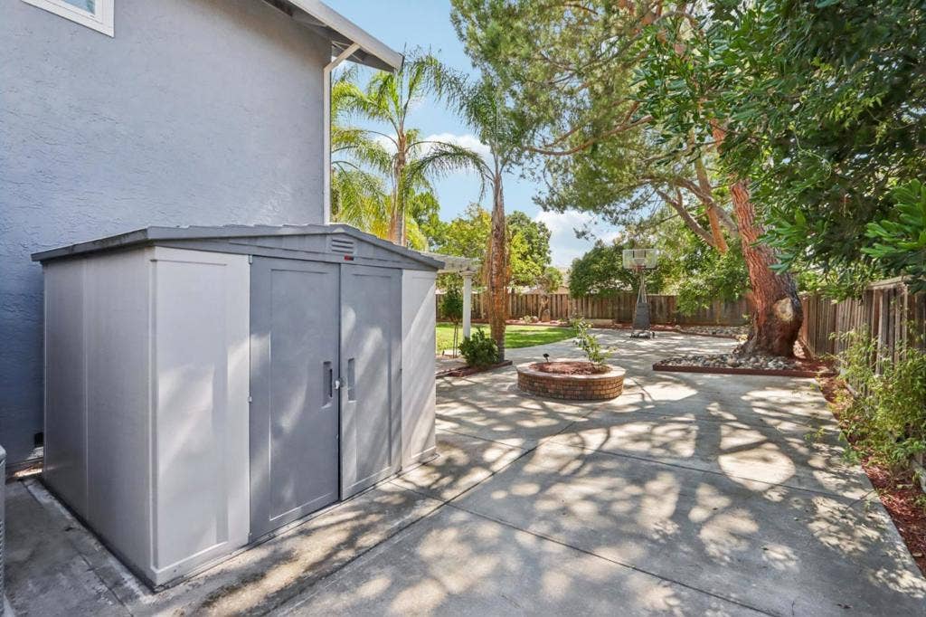 6421 Rolling Meadow Court, San Jose, CA 95135 6421 Rolling Meadow Court, San Jose, CA 95135