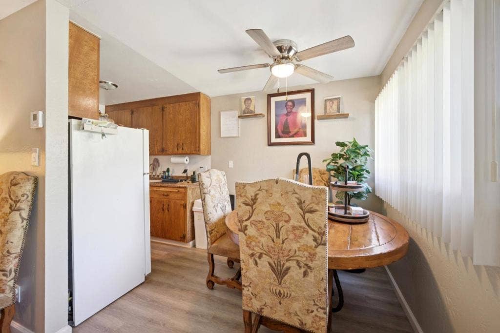 550 Berry Avenue, Hayward, CA 94544 550 Berry Avenue, Hayward, CA 94544