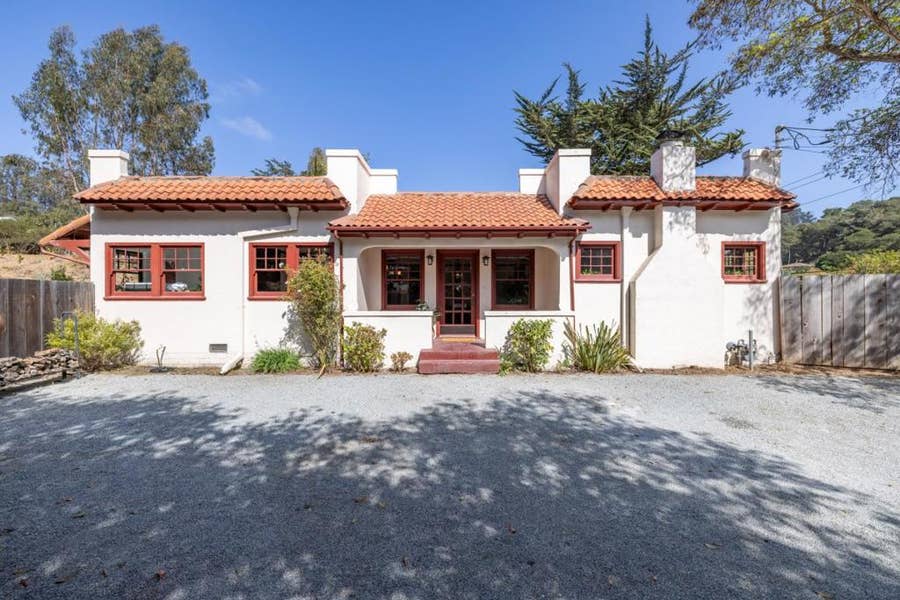 Property photo for 73 Echo Valley Road, Salinas, CA