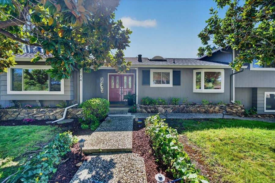 Property photo for 104 Old Orchard Dr, Los Gatos, CA