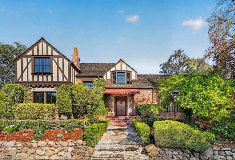 Property photo for 17085 17087 Summit Way, Los Gatos, CA