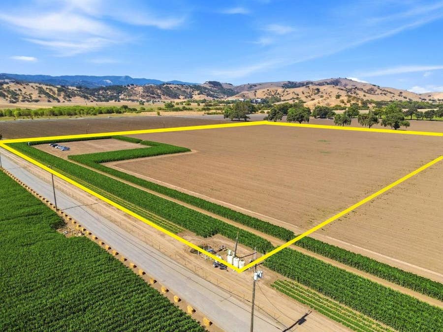 Property photo for 225 Laguna Avenue, Morgan Hill, CA
