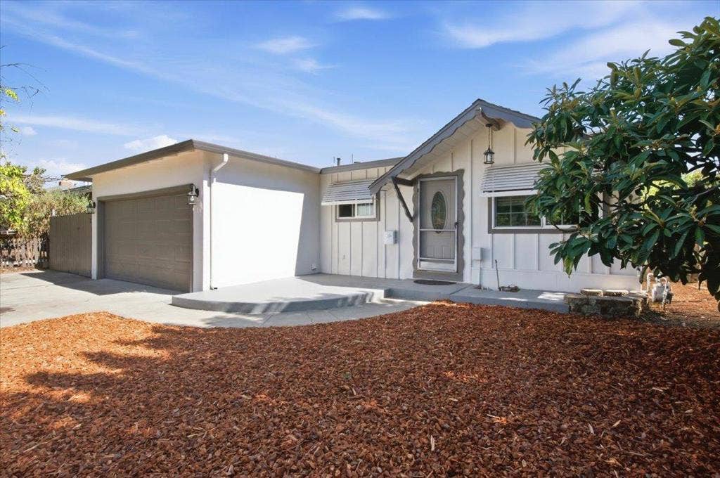 4368 Camden Avenue, San Jose, CA 95124 4368 Camden Avenue, San Jose, CA 95124