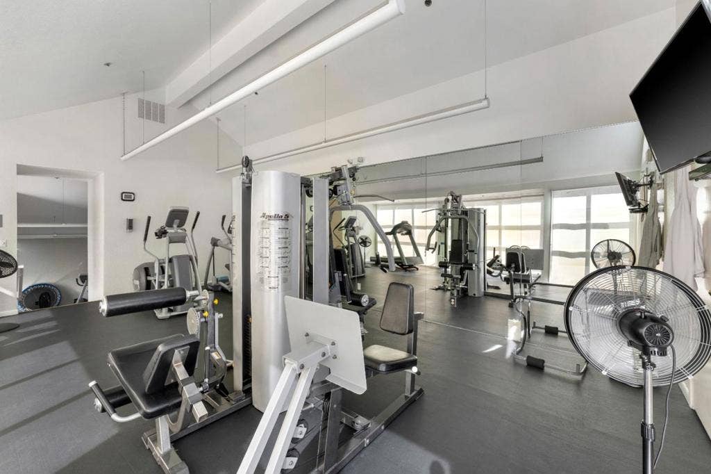 535 Pierce Street, #2310, Albany, CA 94706 535 Pierce Street, #2310, Albany, CA 94706