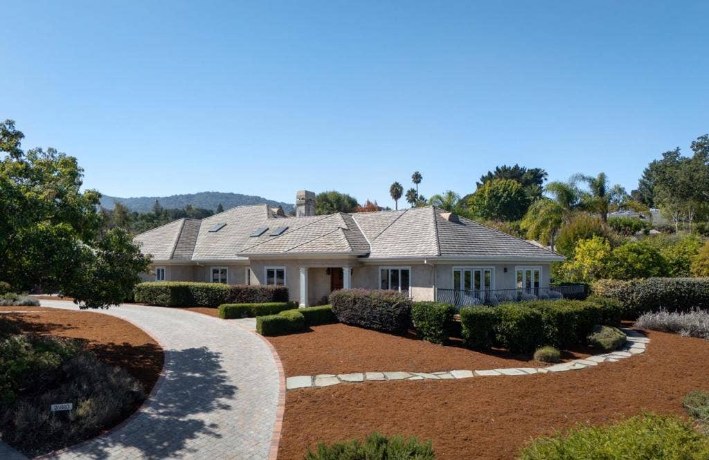 26883 Dezahara Way, Los Altos Hills, CA 94022 26883 Dezahara Way, Los Altos Hills, CA 94022
