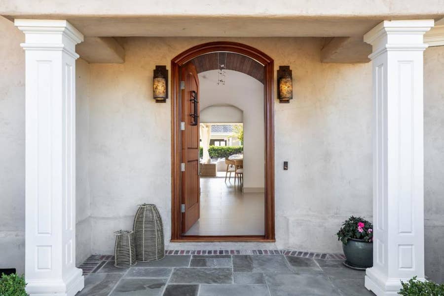 Property photo for 26883 Dezahara Way, Los Altos Hills, CA