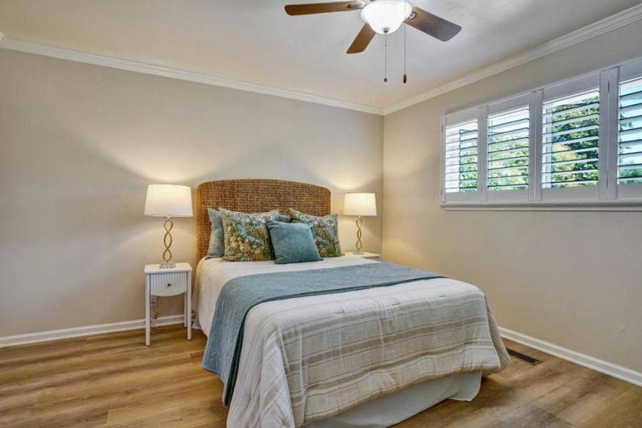 Property photo for 124 Oakwood Drive, Redwood City, CA