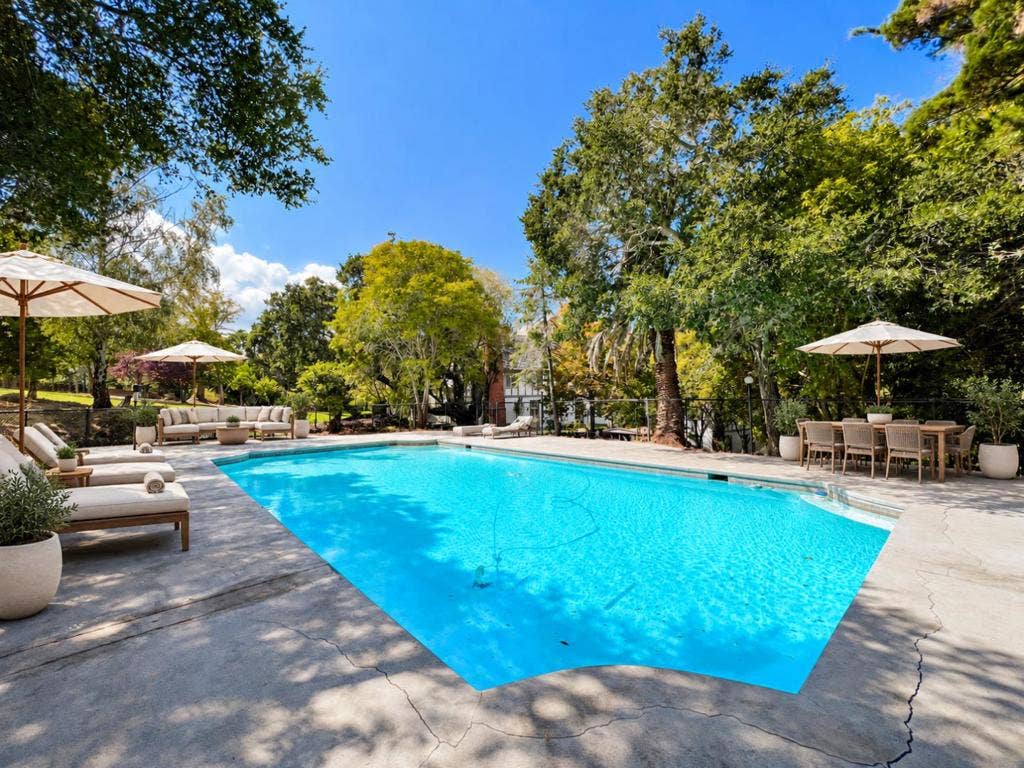 85 Fagan Drive, Hillsborough, CA 94010 85 Fagan Drive, Hillsborough, CA 94010