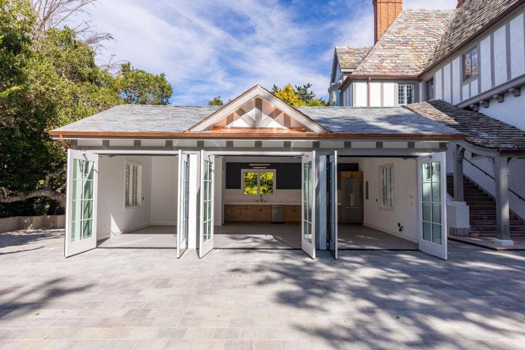 85 Fagan Drive, Hillsborough, CA 94010 85 Fagan Drive, Hillsborough, CA 94010