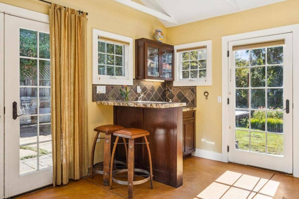 142 Johnson Avenue, Los Gatos, CA 95030 142 Johnson Avenue, Los Gatos, CA 95030