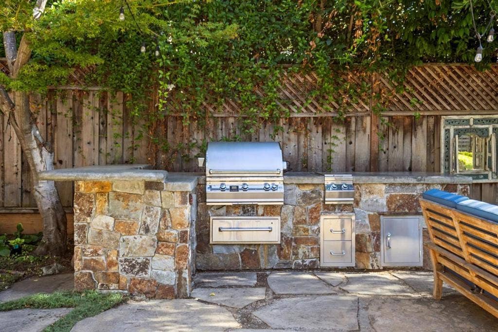 142 Johnson Avenue, Los Gatos, CA 95030 142 Johnson Avenue, Los Gatos, CA 95030