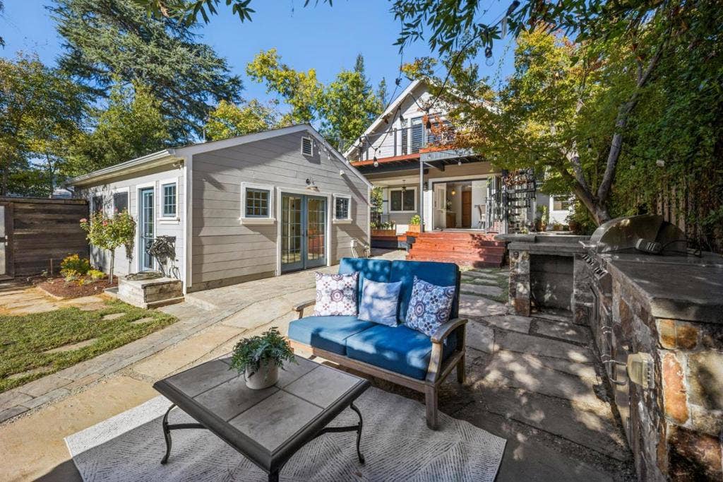 142 Johnson Avenue, Los Gatos, CA 95030 142 Johnson Avenue, Los Gatos, CA 95030