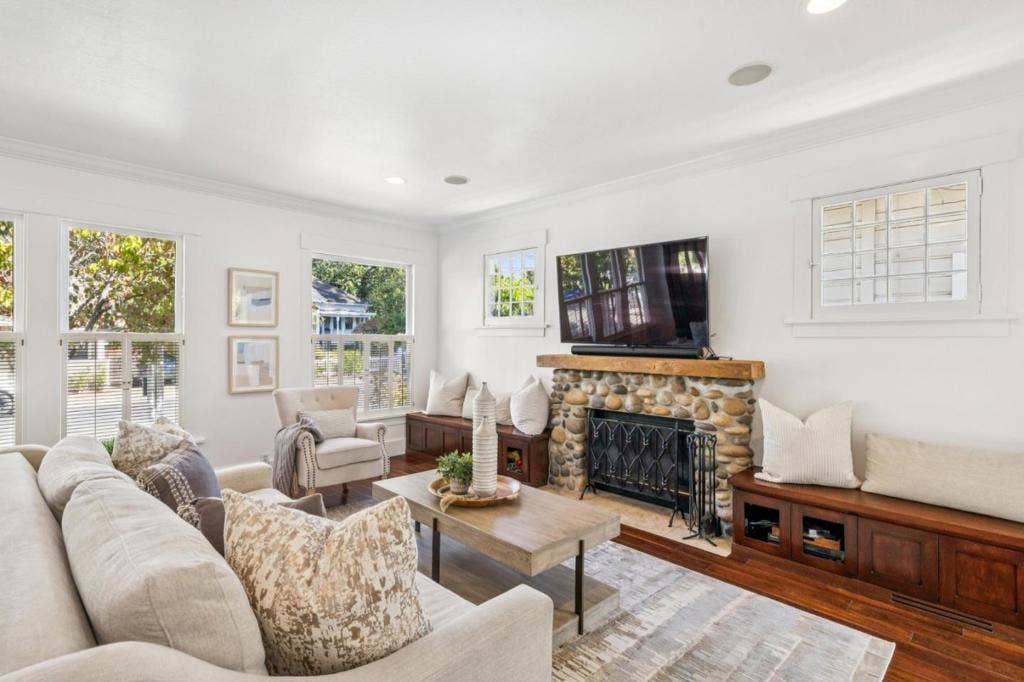 142 Johnson Avenue, Los Gatos, CA 95030 142 Johnson Avenue, Los Gatos, CA 95030