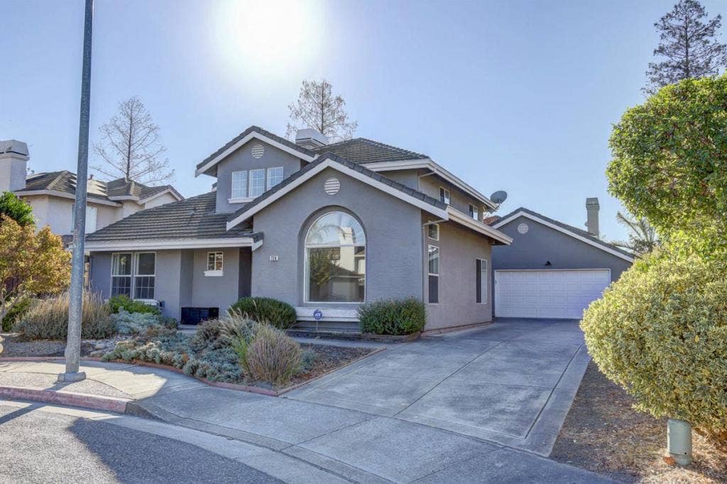 726 San Cristoval Court, Morgan Hill, CA 95037 726 San Cristoval Court, Morgan Hill, CA 95037