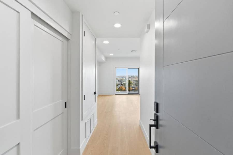 Property photo for 560 El Camino Real, #306, San Carlos, CA