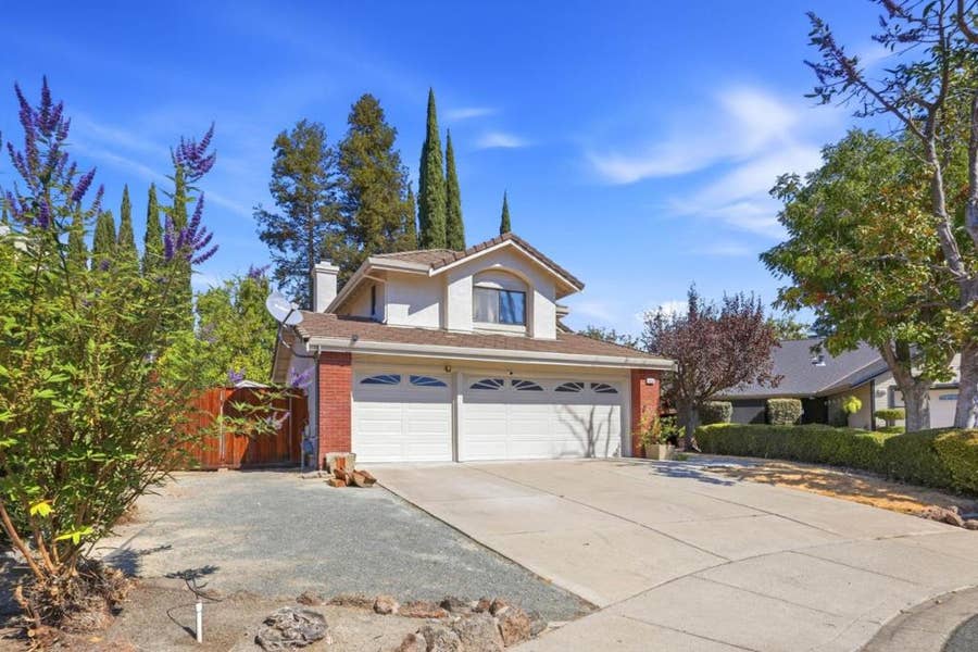 Property photo for 4853 Ridgeview Drive, Antioch, CA