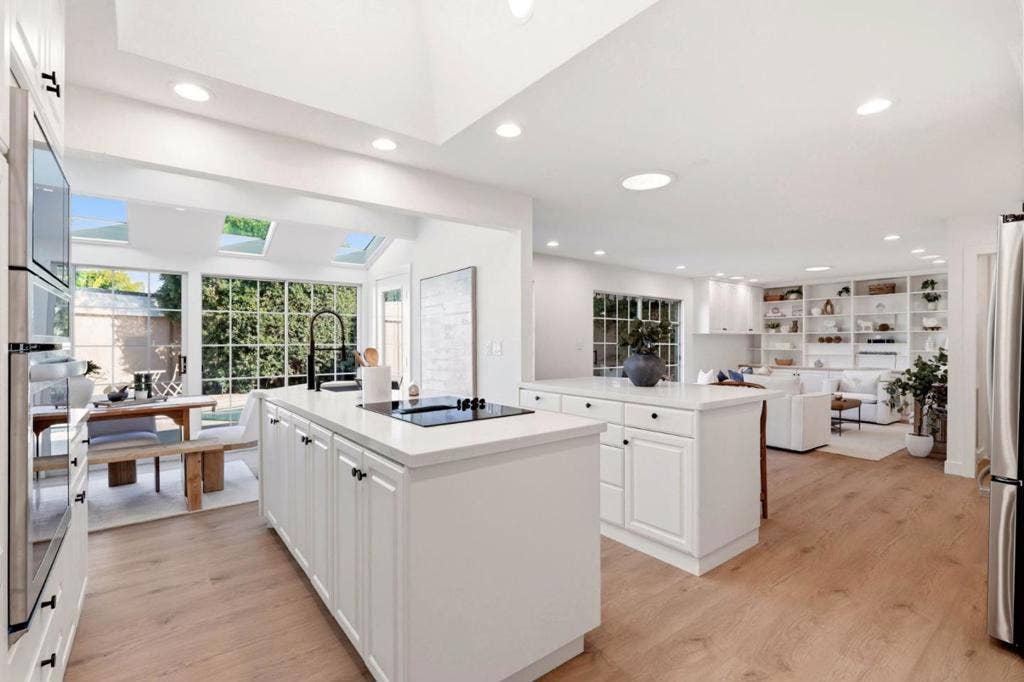 10 Darryl Drive, Campbell, CA 95008