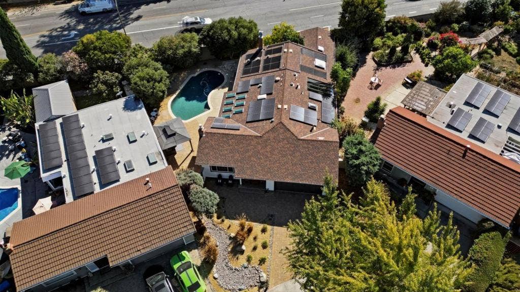 10 Darryl Drive, Campbell, CA 95008
