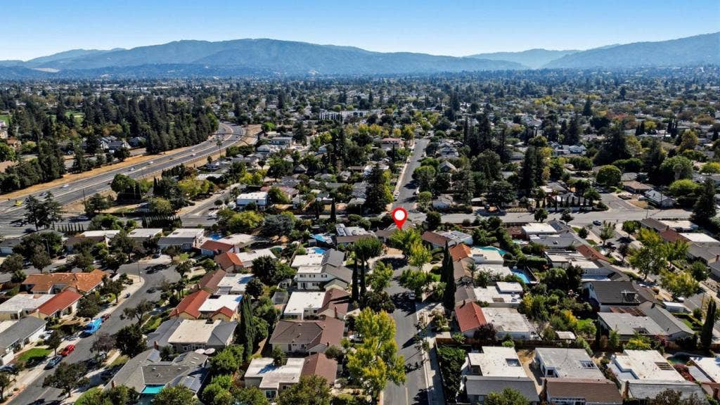 10 Darryl Drive, Campbell, CA 95008