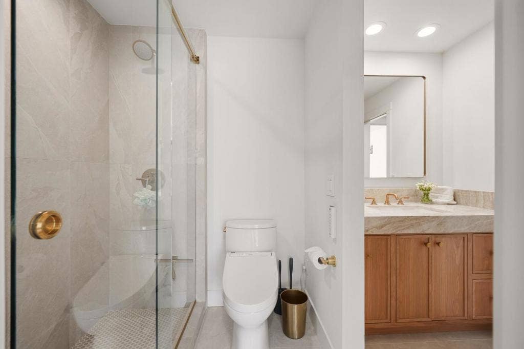 26048 Paseo Del Sur, Monterey, CA 93940 26048 Paseo Del Sur, Monterey, CA 93940