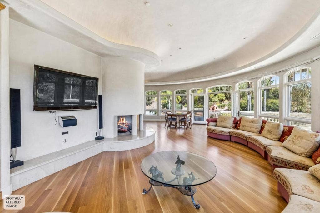 12500 Corbetta Lane, Los Altos Hills, CA 94022 12500 Corbetta Lane, Los Altos Hills, CA 94022