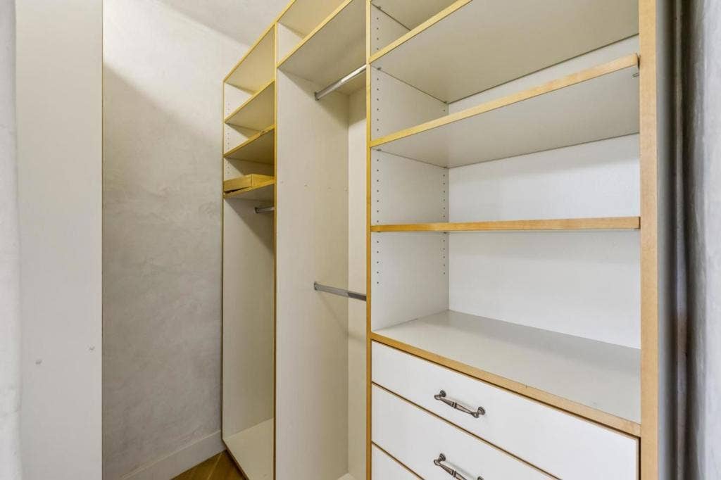 12500 Corbetta Lane, Los Altos Hills, CA 94022 12500 Corbetta Lane, Los Altos Hills, CA 94022