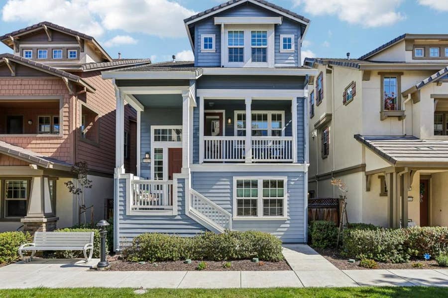 Property photo for 3312 Pyramid Way, Mountain View, CA