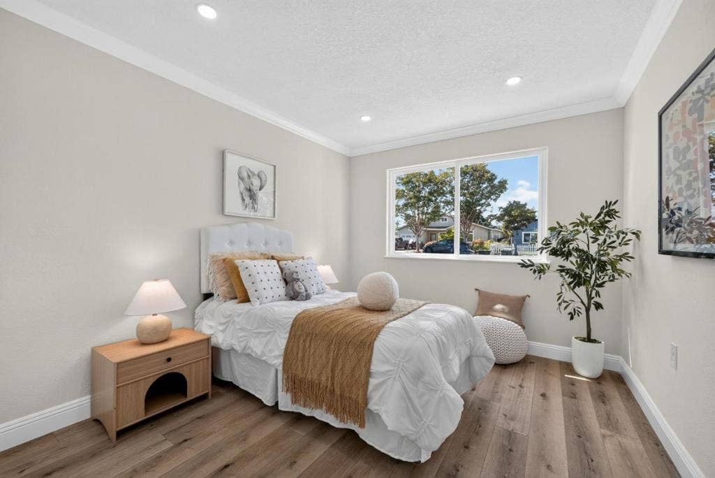 586 Borregas Avenue, Sunnyvale, CA 94085 586 Borregas Avenue, Sunnyvale, CA 94085