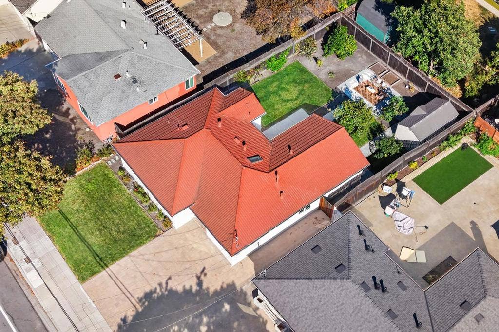 586 Borregas Avenue, Sunnyvale, CA 94085 586 Borregas Avenue, Sunnyvale, CA 94085
