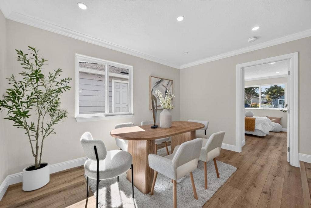 586 Borregas Avenue, Sunnyvale, CA 94085 586 Borregas Avenue, Sunnyvale, CA 94085