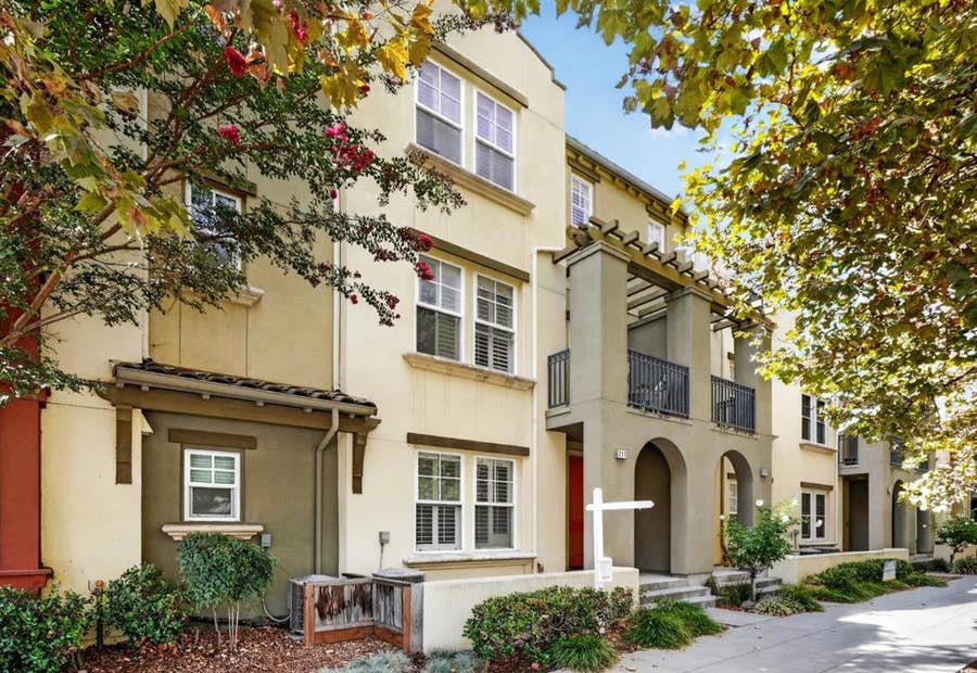 Property photo for 211 W Evelyn Avenue, Mountain View, CA