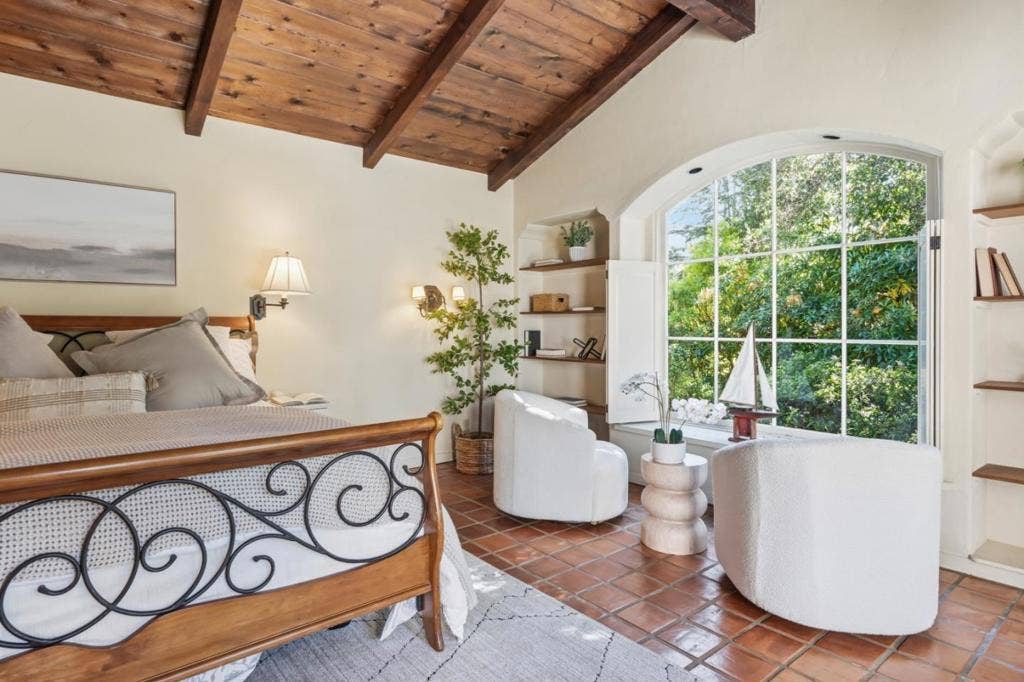 24613 Upper Trail, Carmel, CA 93923 24613 Upper Trail, Carmel, CA 93923
