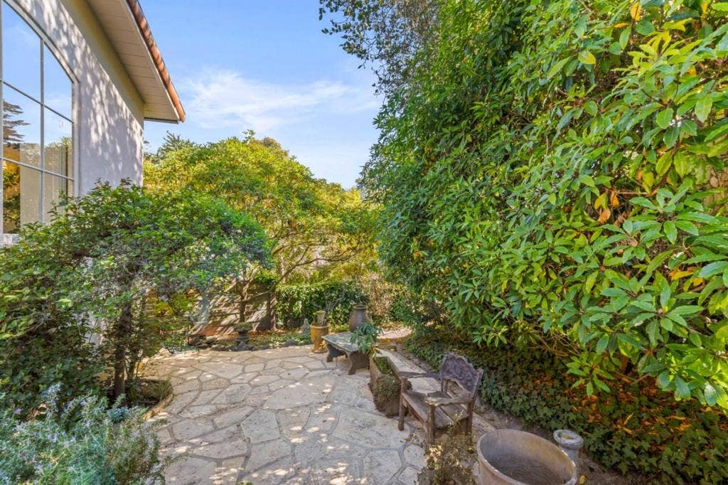 24613 Upper Trail, Carmel, CA 93923 24613 Upper Trail, Carmel, CA 93923