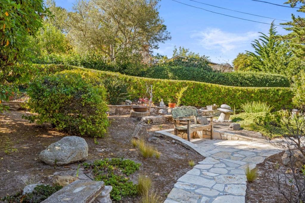 24613 Upper Trail, Carmel, CA 93923 24613 Upper Trail, Carmel, CA 93923