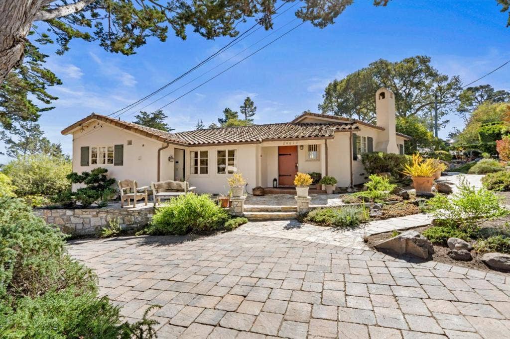 24613 Upper Trail, Carmel, CA 93923 24613 Upper Trail, Carmel, CA 93923