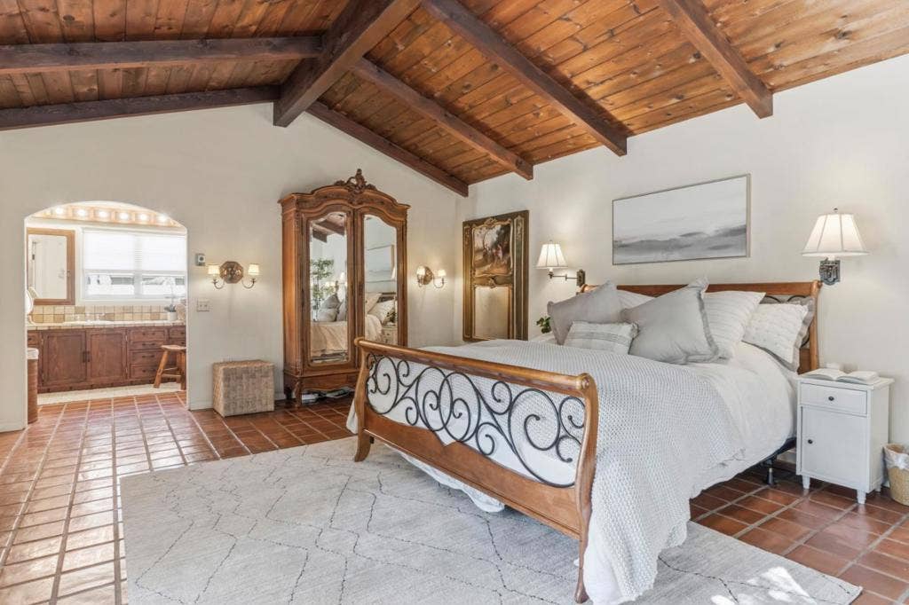 24613 Upper Trail, Carmel, CA 93923 24613 Upper Trail, Carmel, CA 93923