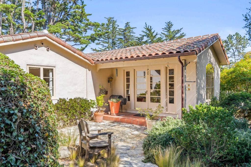 24613 Upper Trail, Carmel, CA 93923 24613 Upper Trail, Carmel, CA 93923