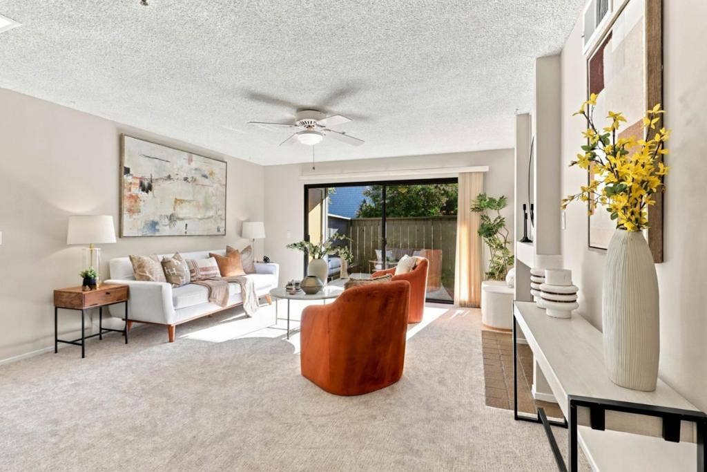 49 Showers Drive, #E145, Mountain View, CA 94040 49 Showers Drive, #E145, Mountain View, CA 94040
