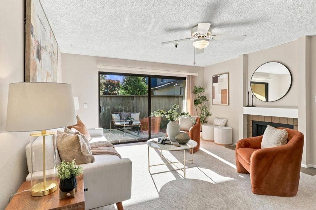 49 Showers Drive, #E145, Mountain View, CA 94040 49 Showers Drive, #E145, Mountain View, CA 94040