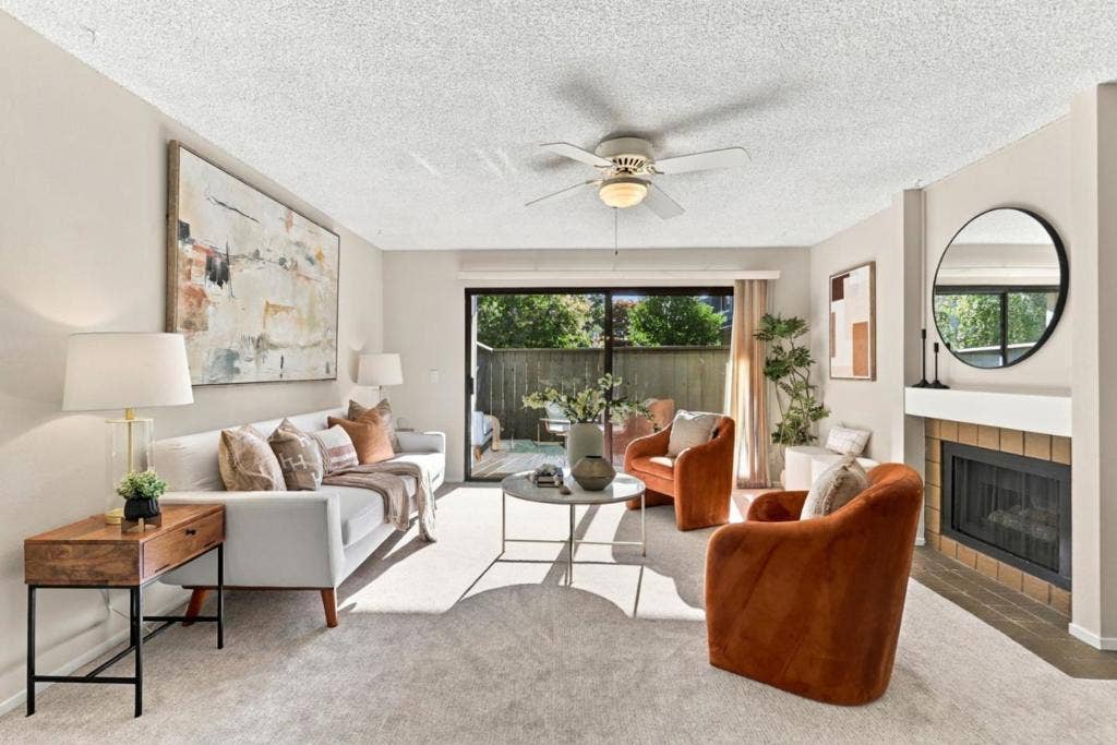 49 Showers Drive, #E145, Mountain View, CA 94040 49 Showers Drive, #E145, Mountain View, CA 94040
