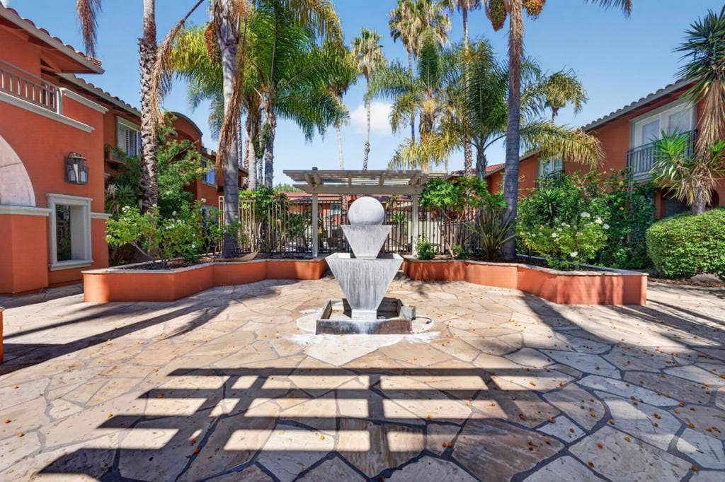 1845 Palm View Place, #211, Santa Clara, CA 95050