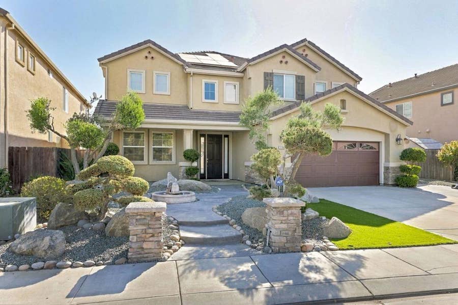 Property photo for 1752 Whisper Way, Manteca, CA