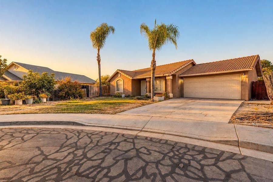 Property photo for 108 Friggs Court, Los Banos, CA