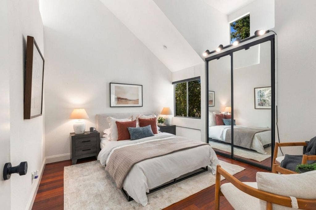 820 Jefferson Court, San Mateo, CA 94401 820 Jefferson Court, San Mateo, CA 94401