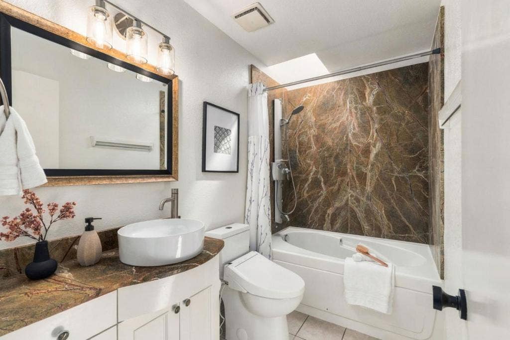 820 Jefferson Court, San Mateo, CA 94401 820 Jefferson Court, San Mateo, CA 94401
